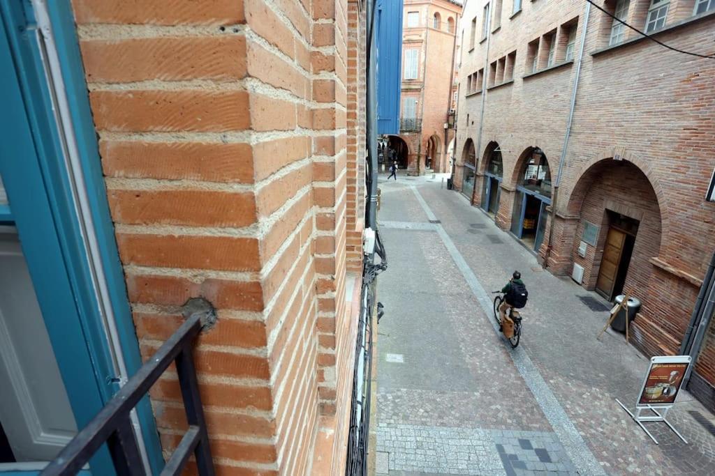 Chez Juliette, Proche Place Nationale Avec Parking Montauban Exterior photo